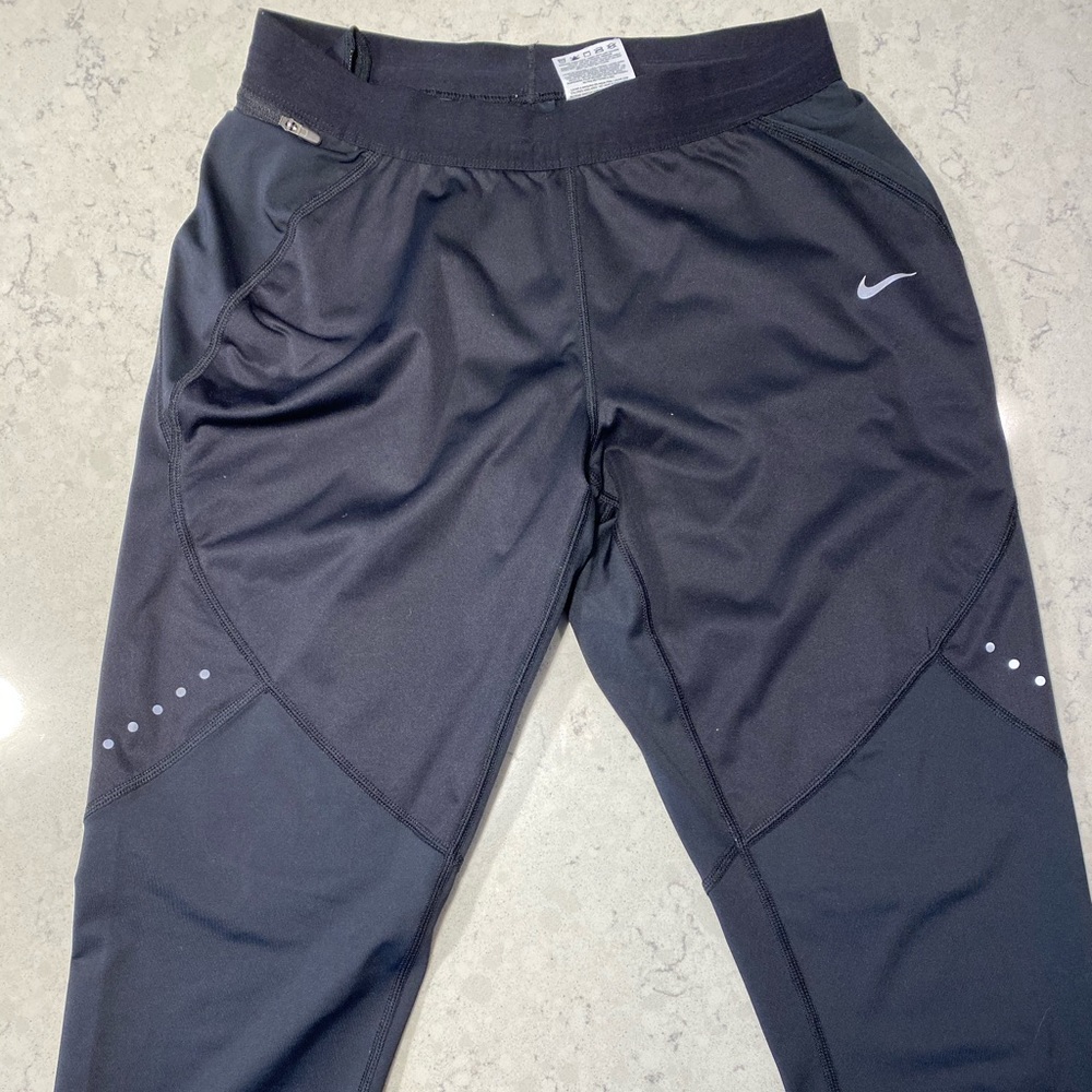 Black Nike Thermal Running Pants/Leggings